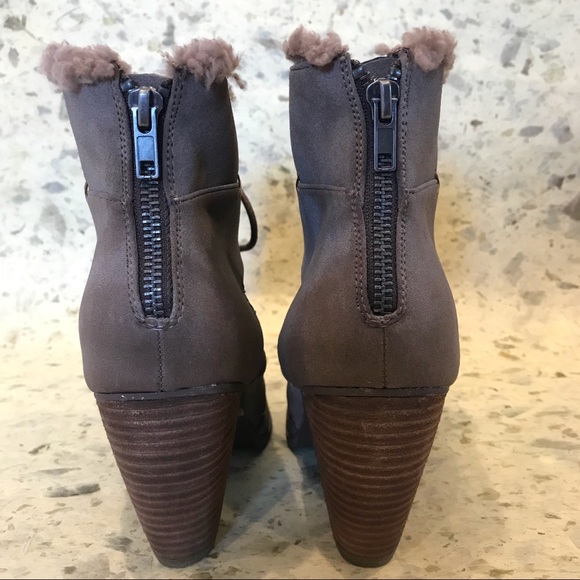 Not Rated Fleece Lined Booties New Never Worn - Picture 3 of 5